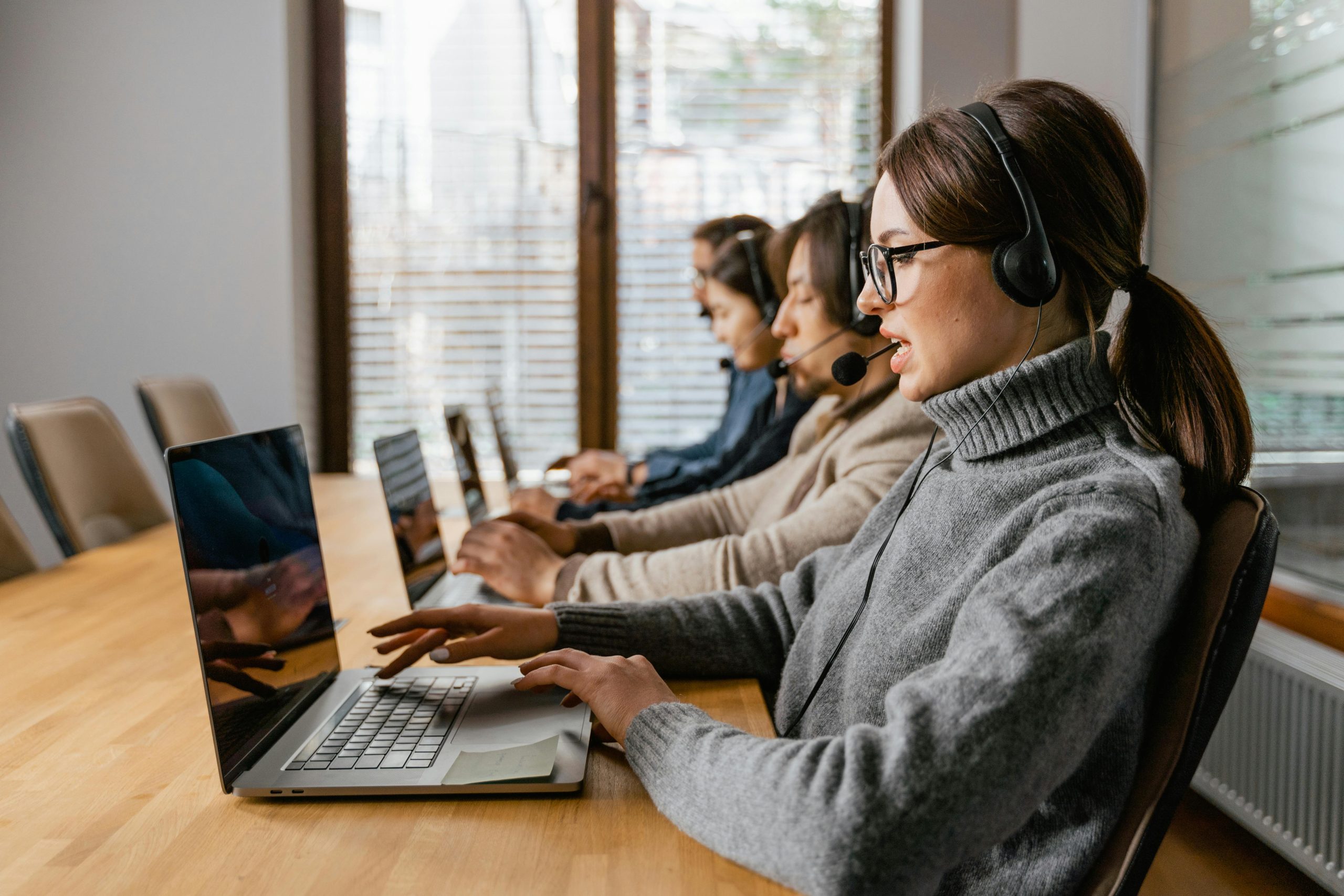 CRM Follow-Up Automation: Enhancing Sales Efficiency and Customer Engagement