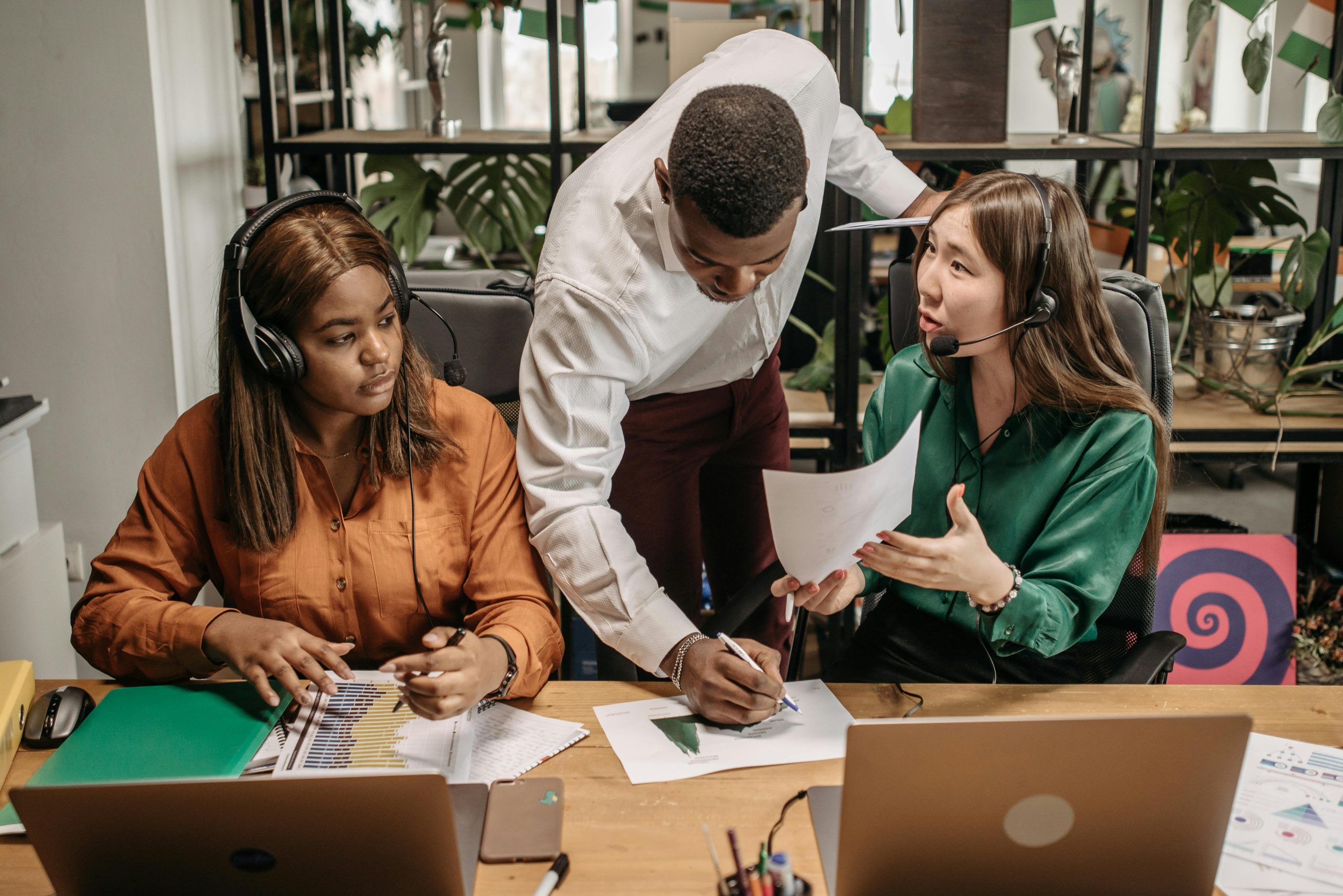CRM Customer Retention Strategies: Building Long Term Customer Loyalty in Modern Business