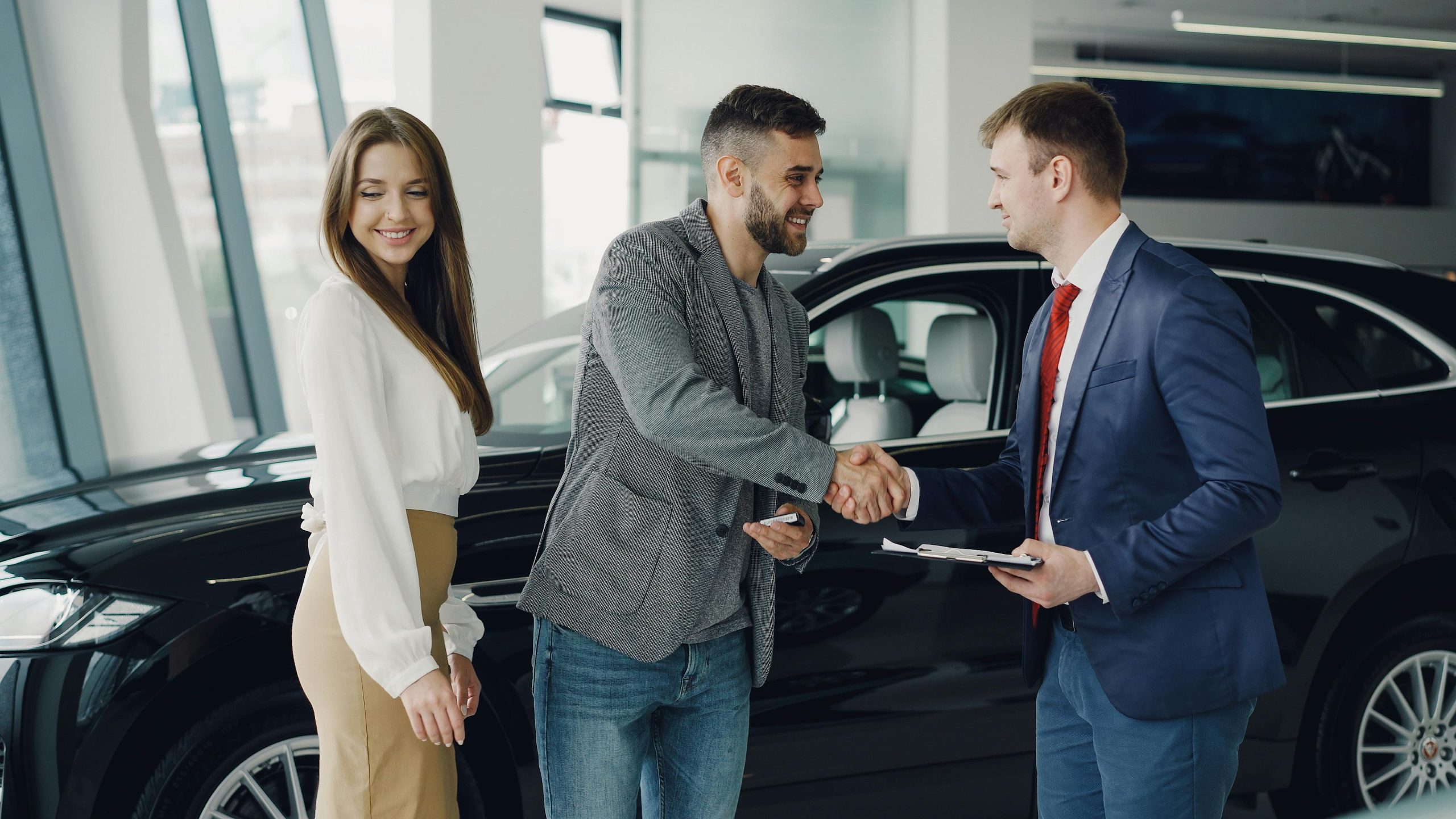 Unlocking Growth and Efficiency with CRM for Dealerships: The Ultimate Guide to Driving Success