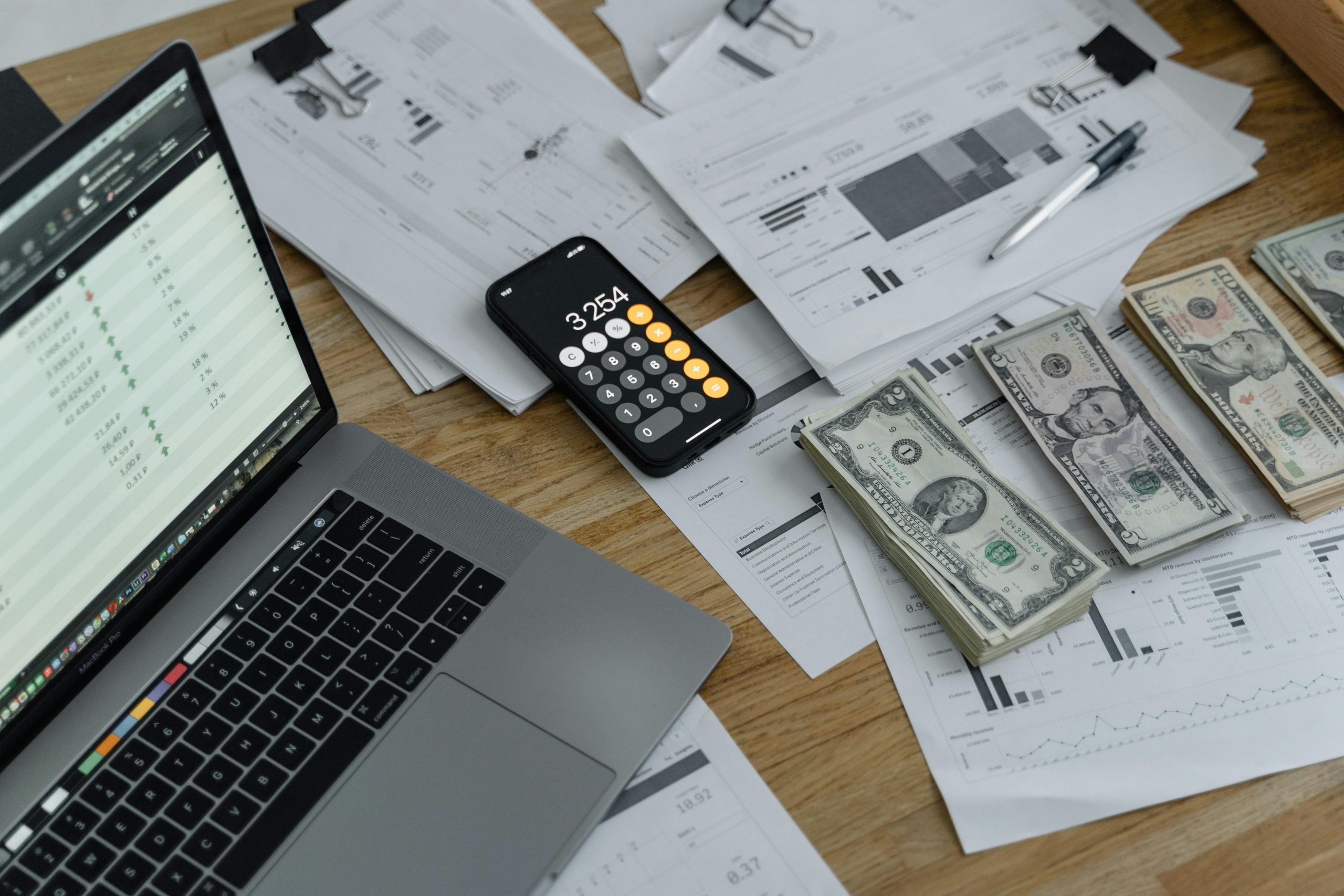 The Best Payroll Software: Streamlining Payroll for Businesses of All Sizes