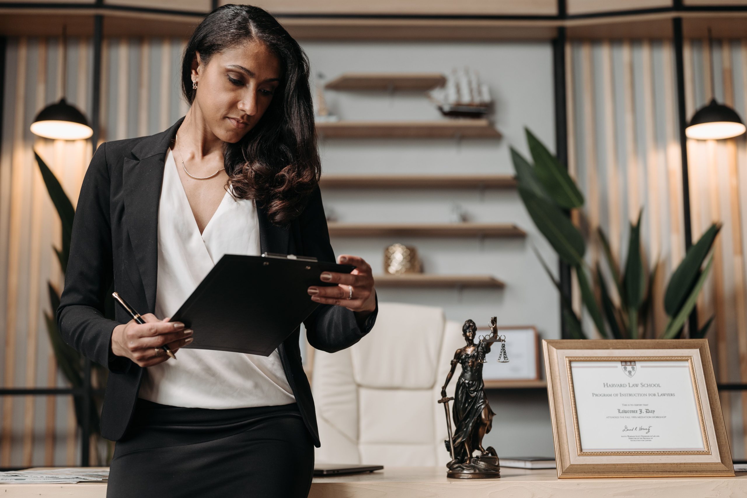 Document Review Software for Law Firms: 9 Features That Improve Legal Review