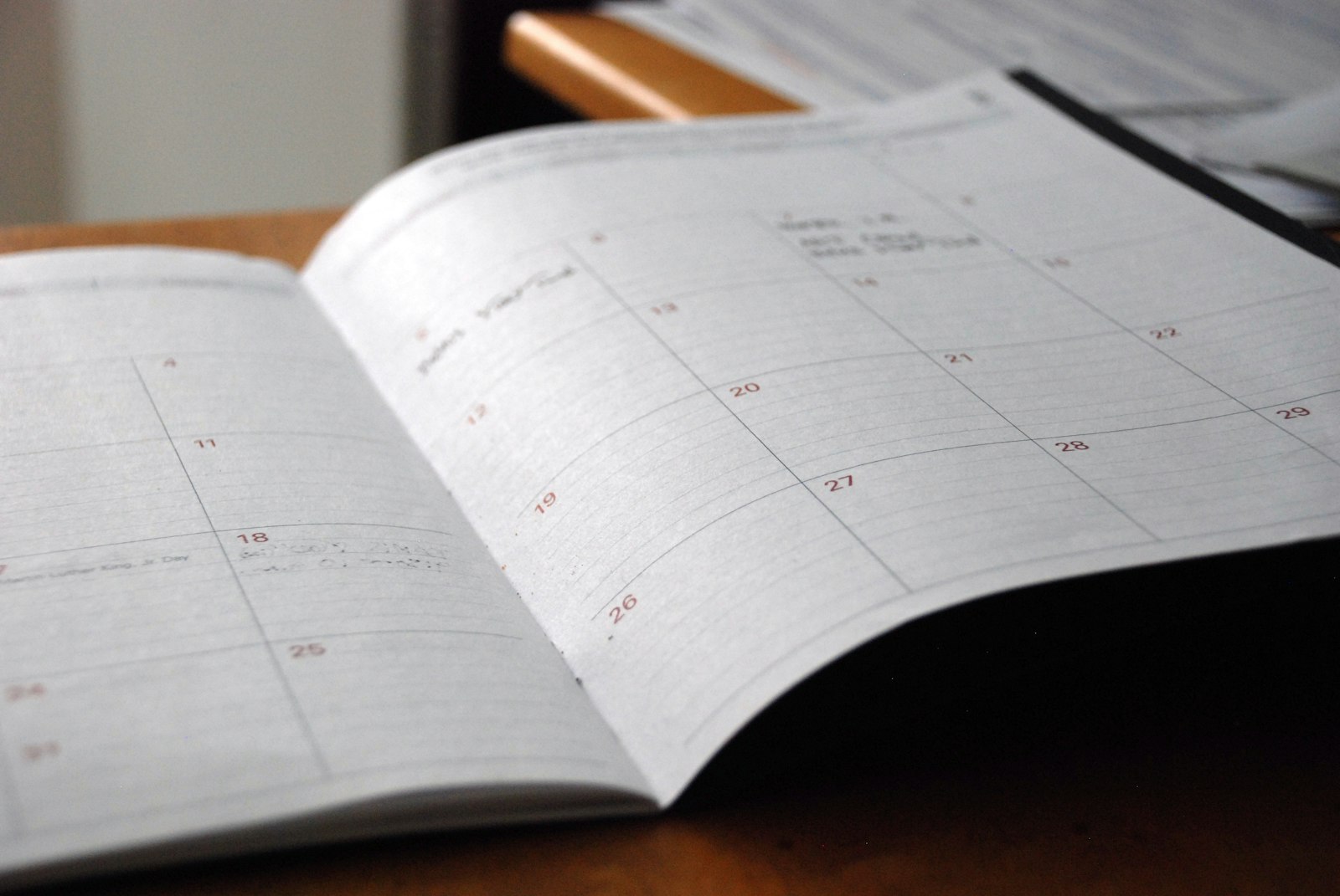Calendaring Tools: 10 Calendar Management Tools to Compare in 2026