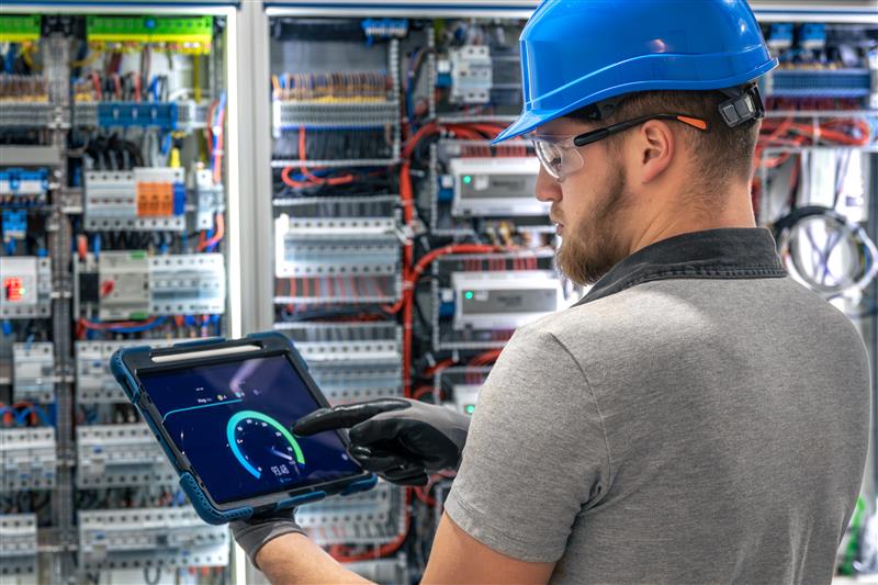 Electrical Estimating Software: 9 Features for Faster, More Accurate Bids