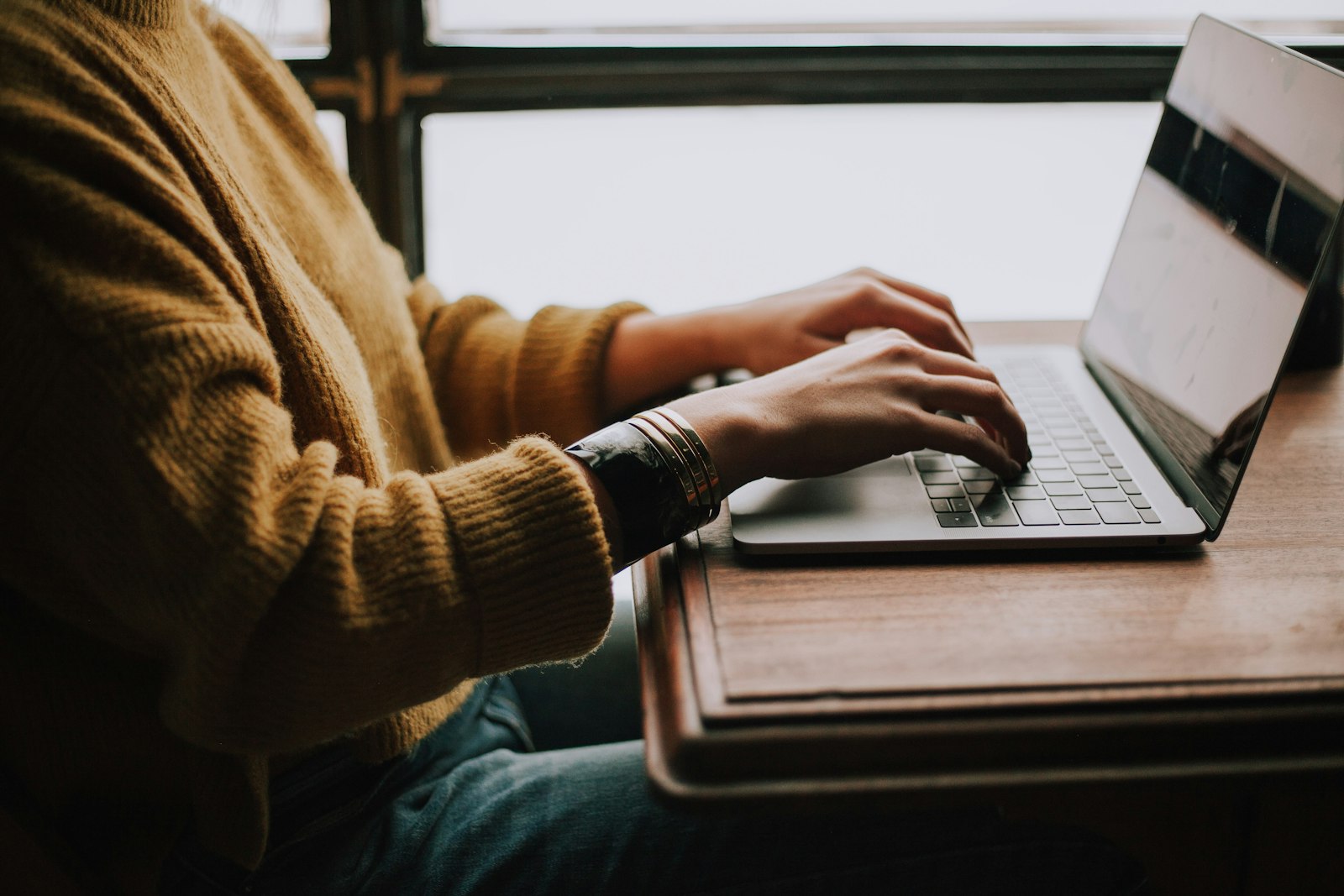 Learning Management Software for Small Business: 10 Features to Compare in 2026