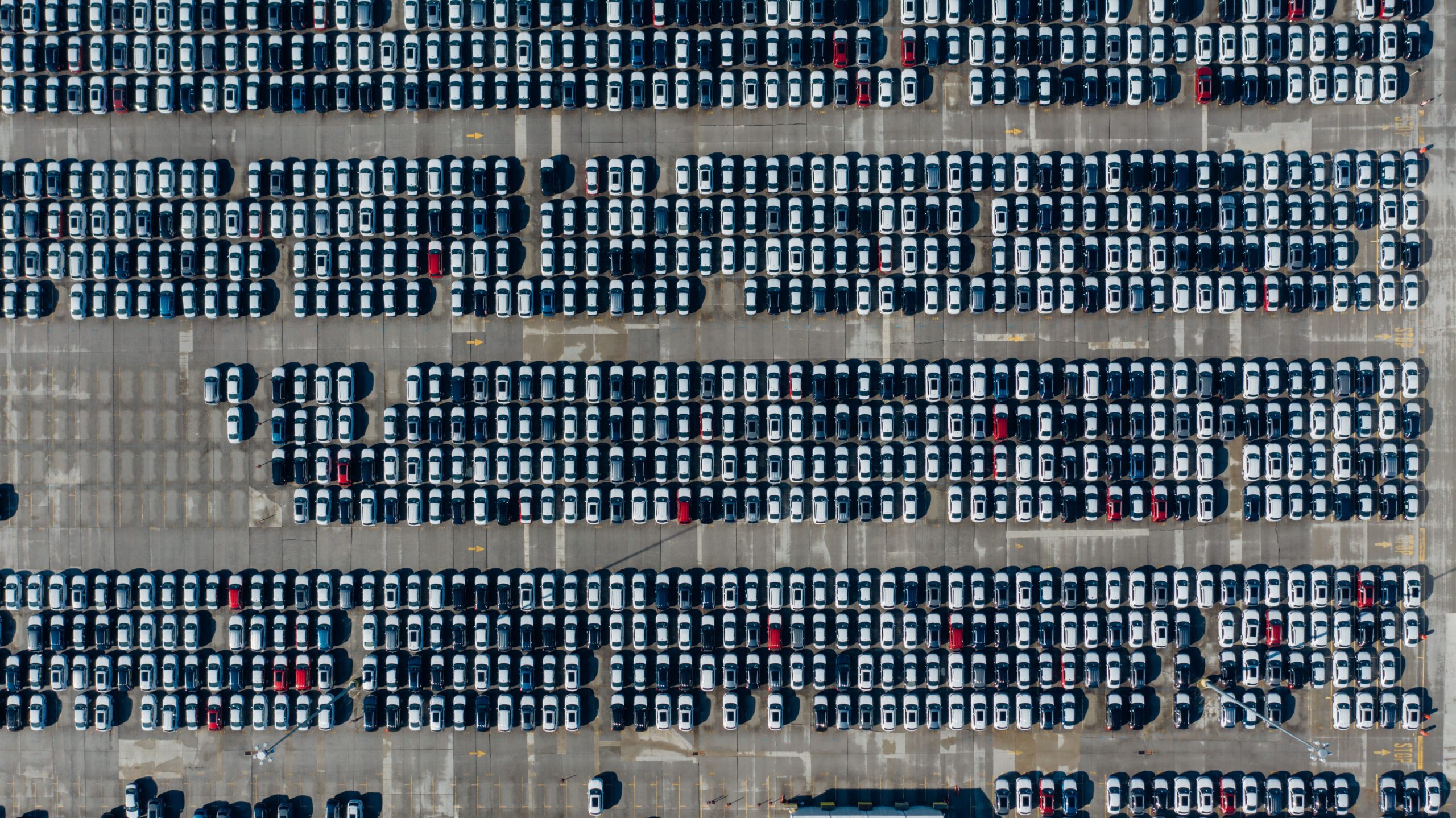 Car Lot Management Software: 9 Features That Help Dealers Sell Smarter