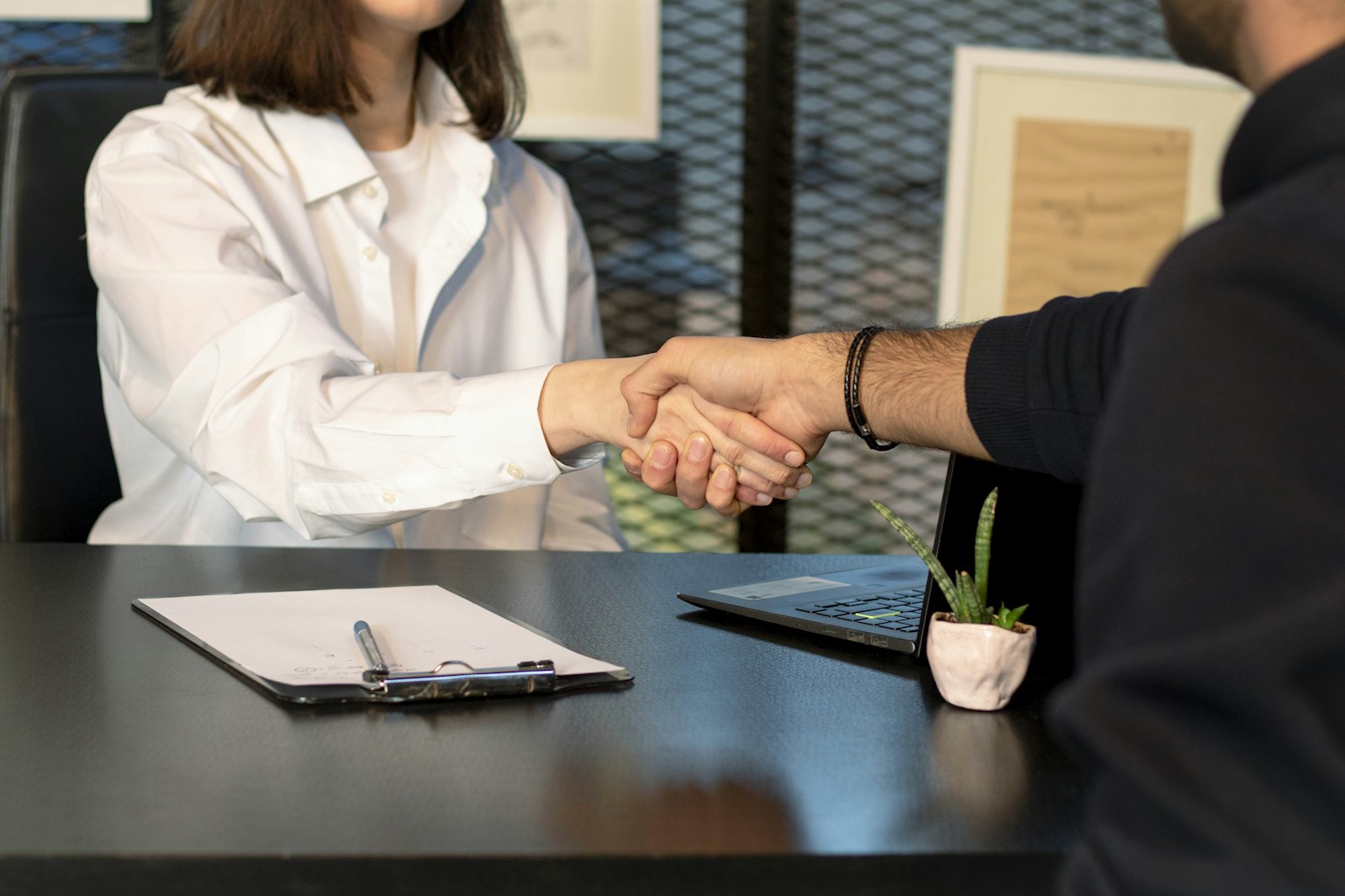 Staffing Agency Software: 10 Features for Faster Recruiting and Placement