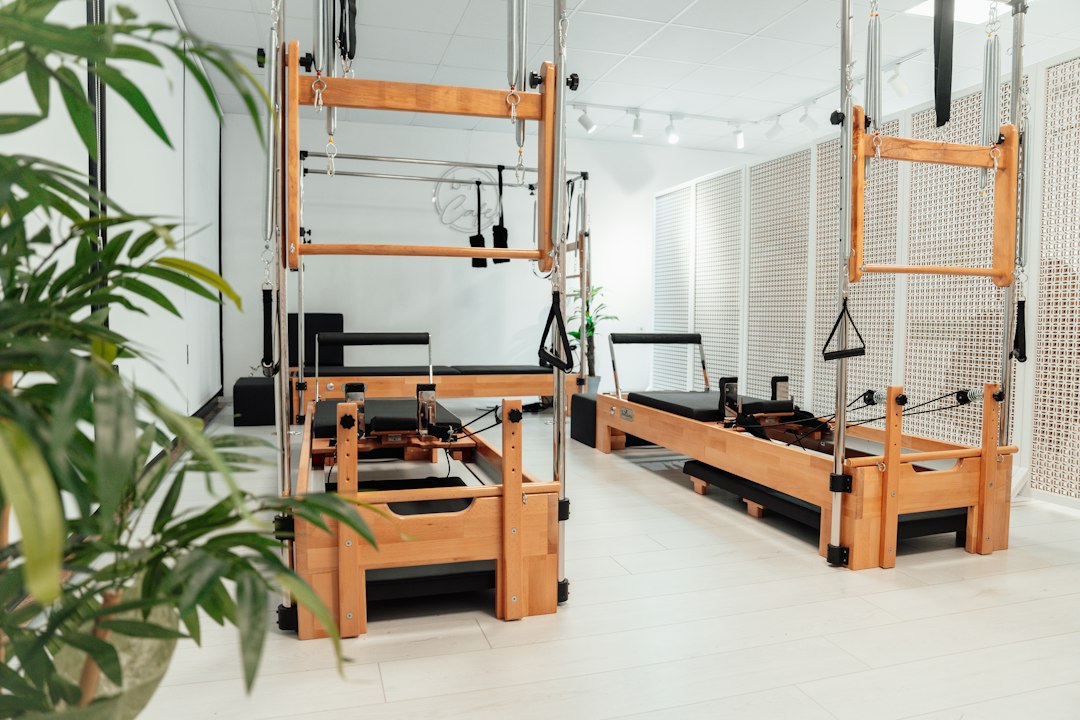 Pilates Studio Software: 8 Checks for Reformer Booking and Billing