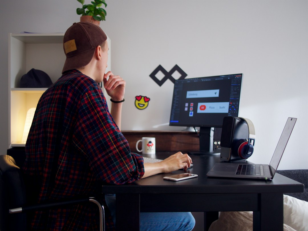 Time Tracker for Freelancers: 7 Checks from Daily Work to a Clear Client Invoice