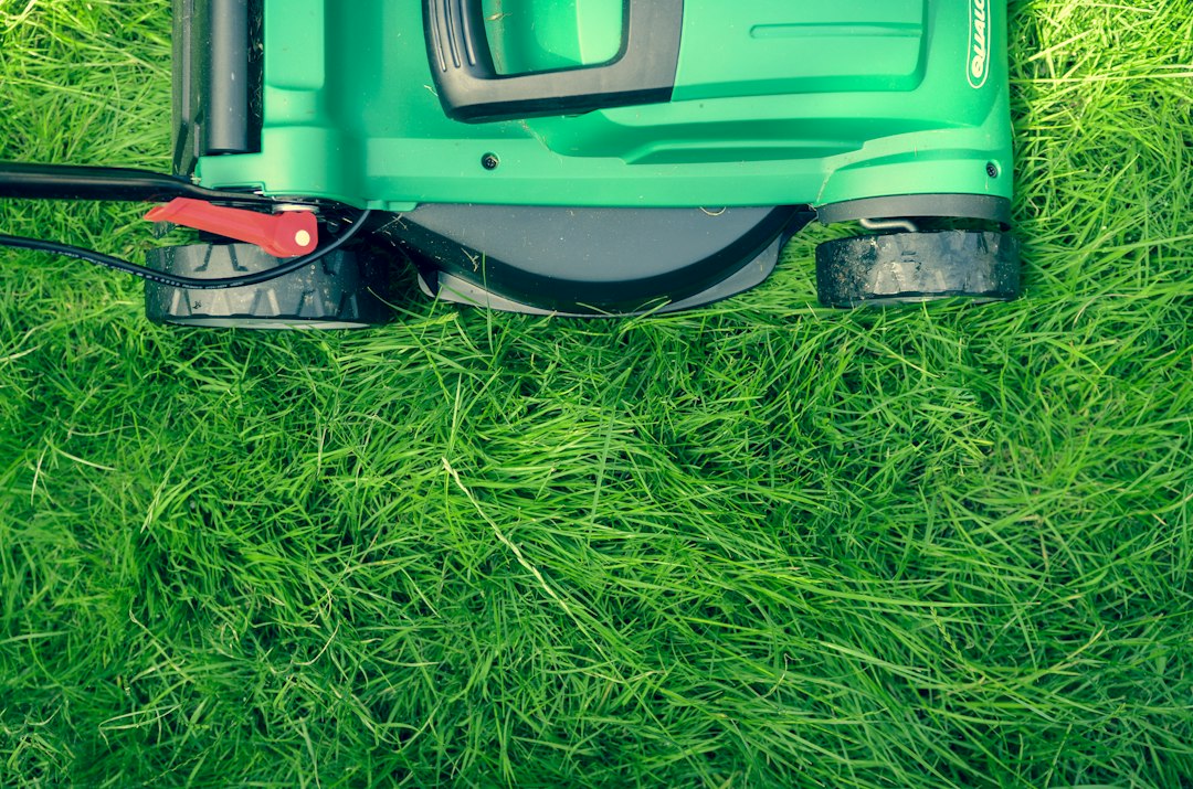 Lawn care contract template: 10 Sections for Recurring Service