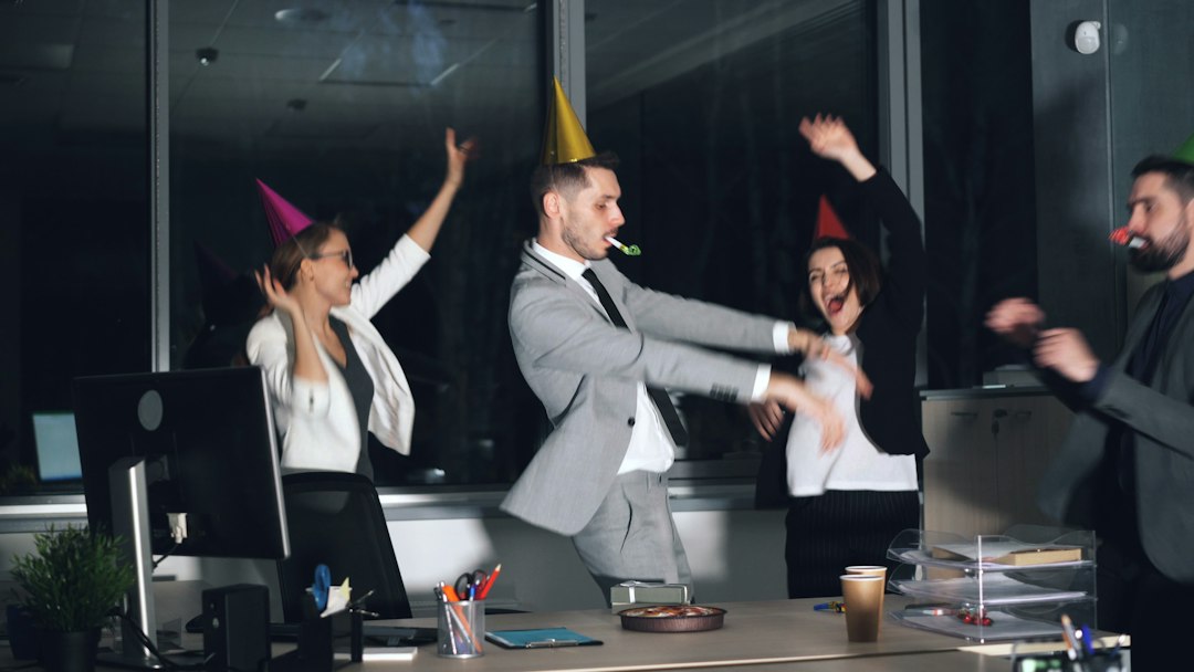 Employee Recognition Software: 9 Features for a Fair, Useful Program