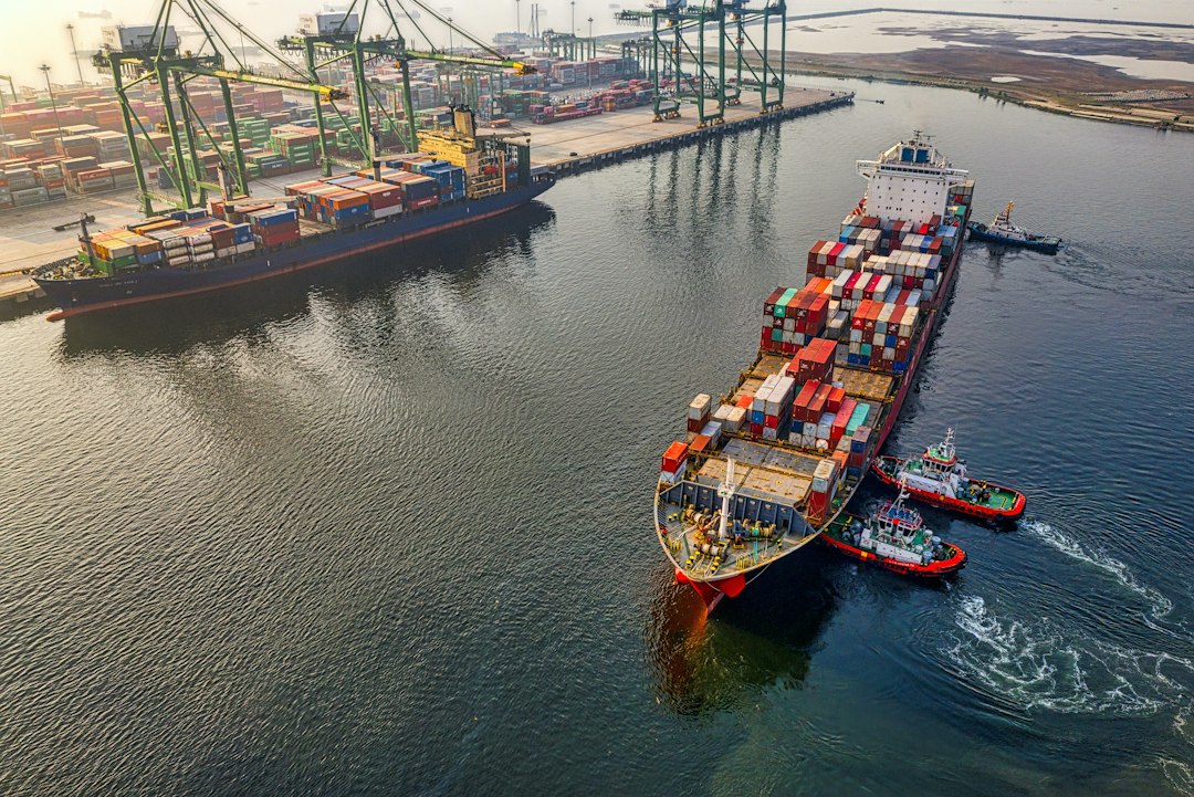 Shipment tracking software: 8 Checks for Reliable Delivery Updates