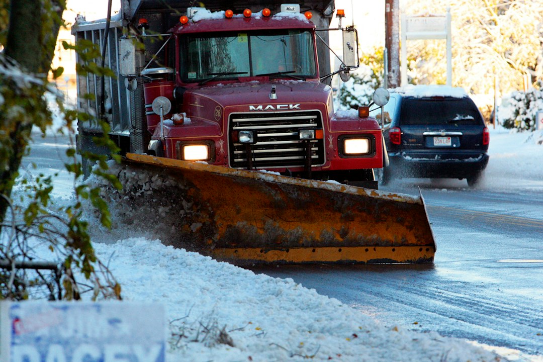 Snow removal contract template: 11 Sections for Clear Winter Service