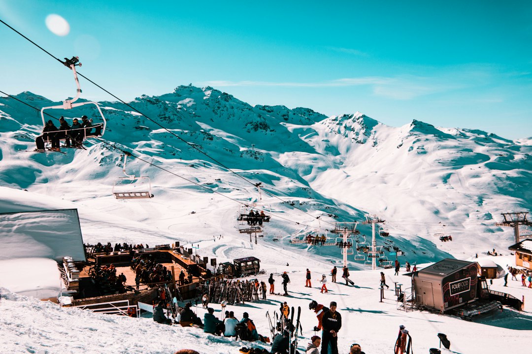 Ski Resort Management Software: 9 Features for a Better Guest Experience