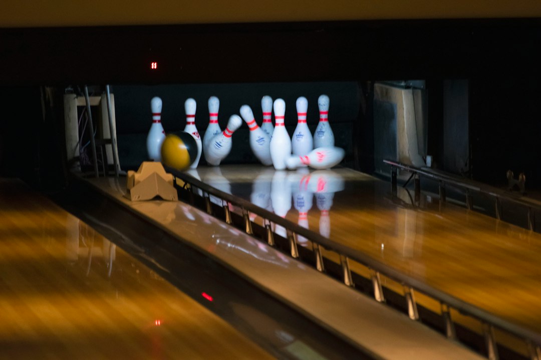 Bowling Alley Management Software: 9 Features for a Smoother Center