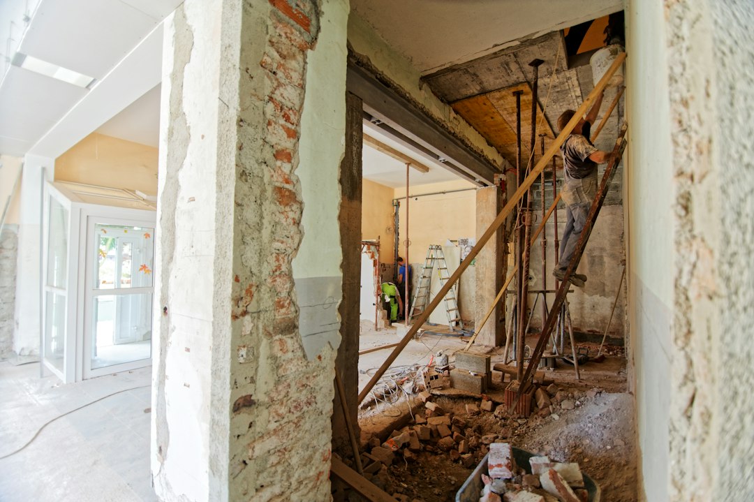 Restoration Job Management Software: From Emergency Call to Project Closeout