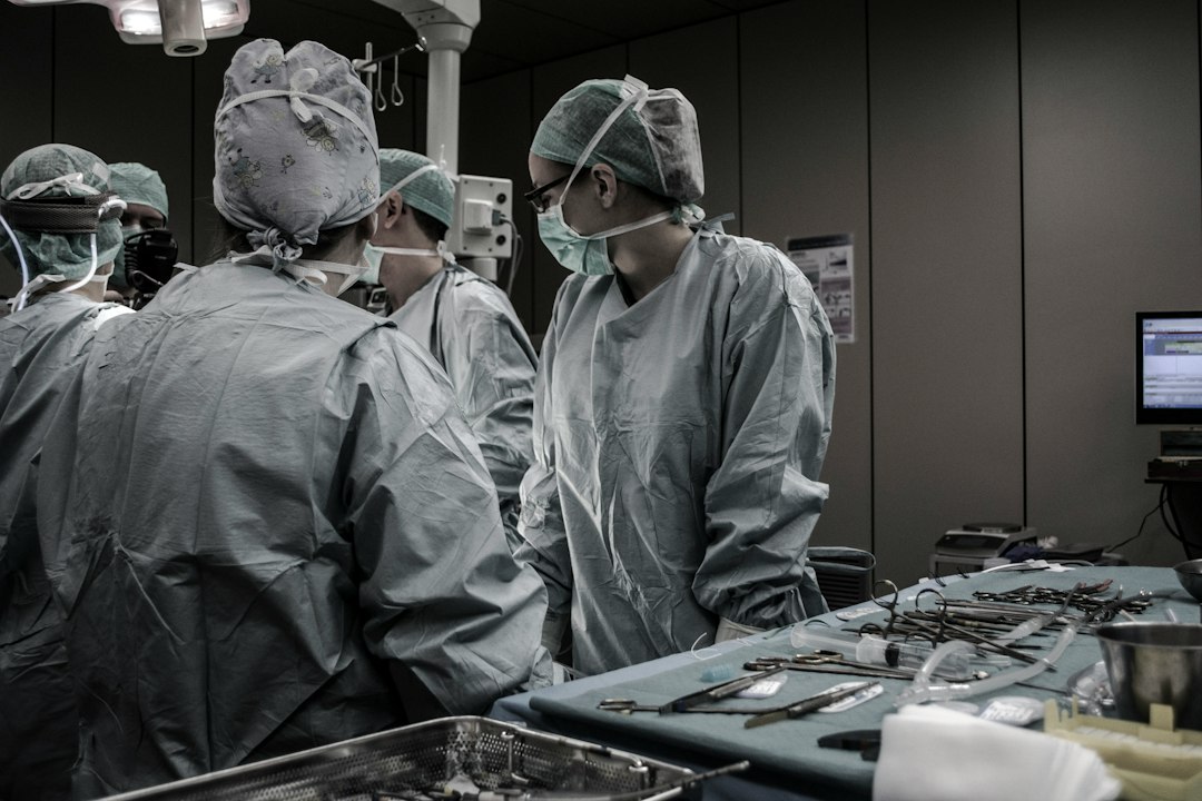 Medical Device Quality Management System: 8 Controls from Design Changes to Complaint Review