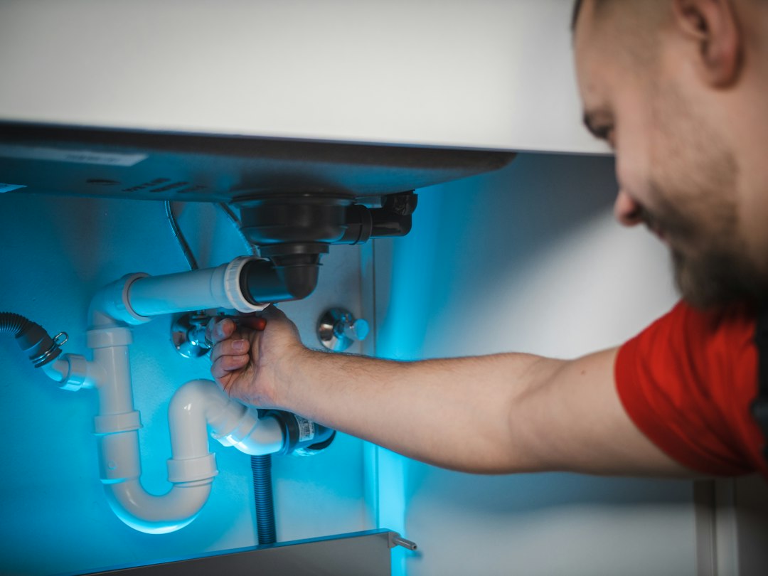 CRM for Plumbers: 8 Workflows from Emergency Call to Repeat Service