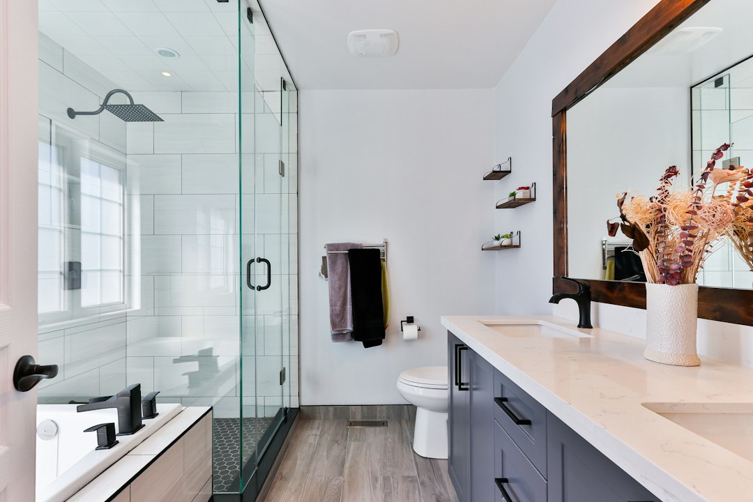 Bathroom Remodel App: 9 Features That Simplify Design, Estimates, and Projects