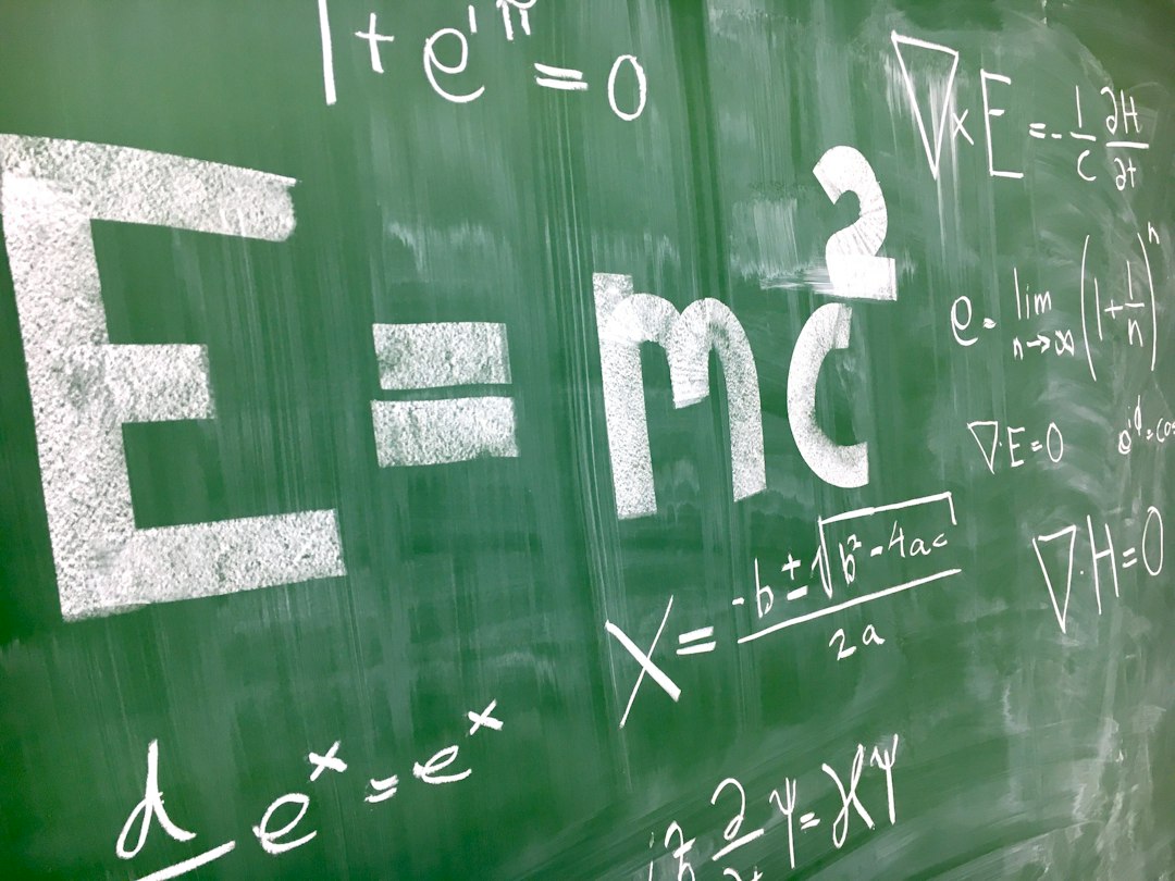 Cost Estimation Software: 10 Features for More Reliable Project Estimates