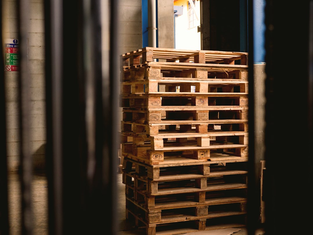 Pallet Software: 8 Controls for Yard Stock, Repairs, and Dispatch