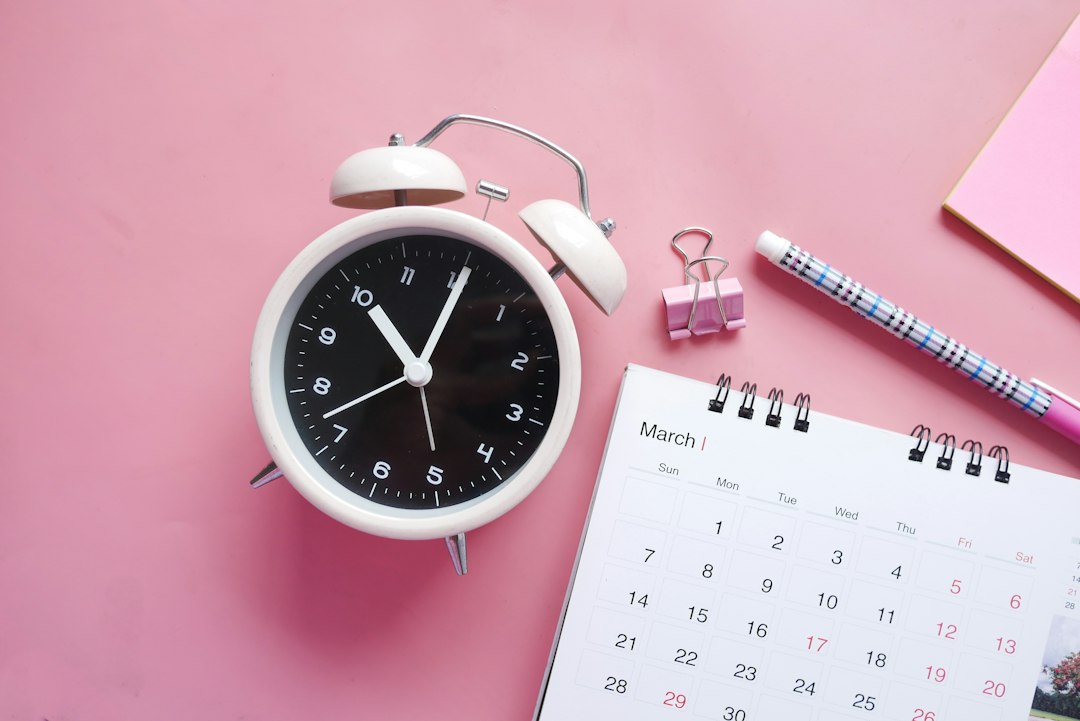 Acuity Scheduling alternatives: 3 Options for Different Booking Models
