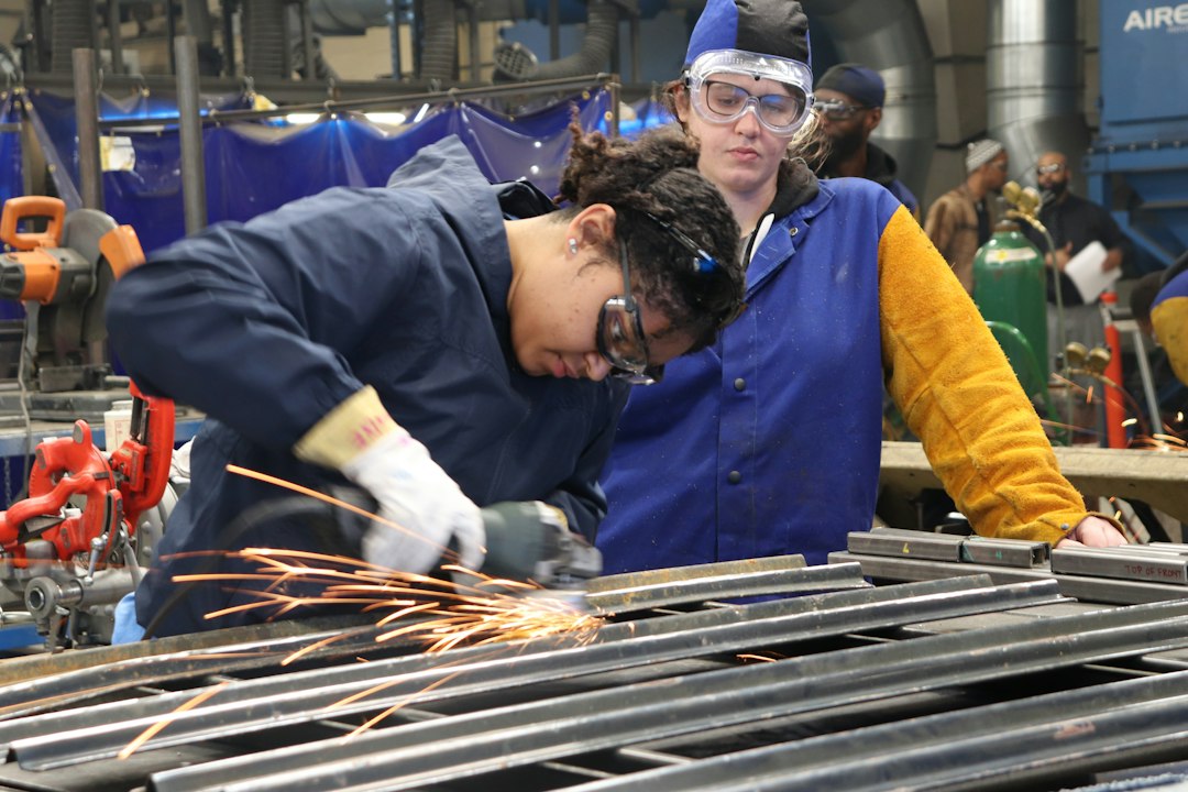Apprenticeship Software: 10 Checks from Enrolment to Evidence Review