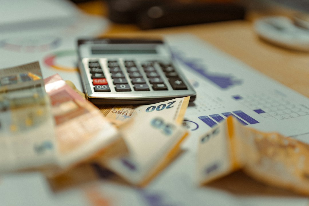 Business Valuation Software: 8 Checks for Defensible Models and Reports